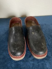 Ancienne paire de sabots en bois