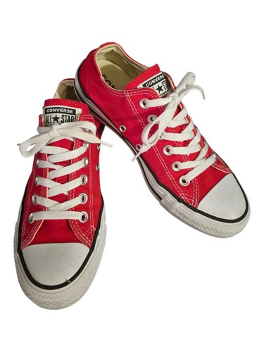 Converse tennis shoes - converse, chuck