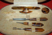 Ancien nécessaire de manucure