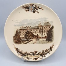 Assiette plate en faïence de