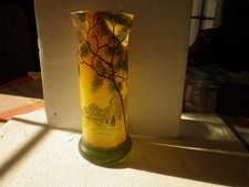 Ancien VASE EN VERRE EMAILLE