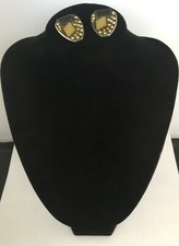 PAIRE DE CLIPS "ART DECO"/ METAL BLANC/ ALTUGLAS/ 16 STRASS/ ANNEES 1930