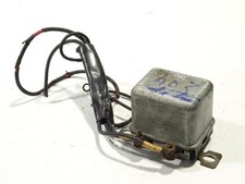 Stabilisateur module de tension  PEUGEOT 403