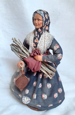 Santon de Provence en terre cuite femme au fagot 25,5 cm signé S. Peirano