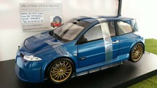 RENAULT MEGANE VAMPIRE bleu