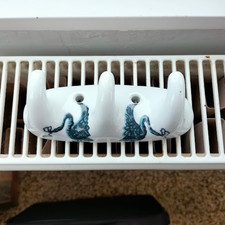 PATERES PORTES SERVIETTES EN PORCELAINE DE PARIS DÉCOR LAMBALE