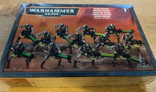 Warhammer 40k guerrriers - warhammer,