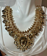 Collier En Forme De Goutte