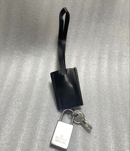 Cadenas gucci couleur argent - gucci,
