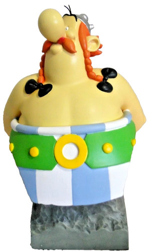 Uderzo attakus sculpture - attakus-,