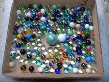 "lot 200 calots ou billes 17 mm+1 de 25 mm et 1 de 35 mm