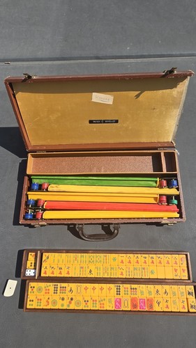 Vintage mah jong set - mah,