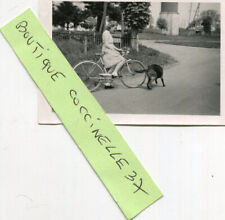 PHoto mai 1944 Jeune femme à vélo près Gare de Sargé sur Braye + 1 OFFerte
