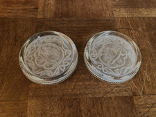 2 ANCIENS DESSOUS DE BOUTEILLE