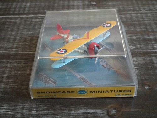 Avion métal miniature - ,
