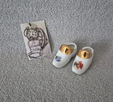 Paire de sabot miniature en