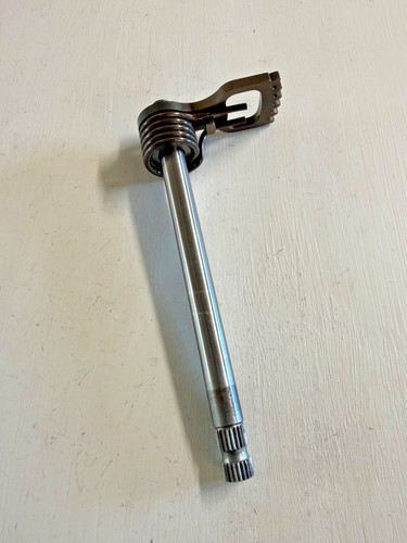 Axe sélecteur suzuki 125 - axe,