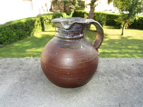 Ancien superbe petit pot - , à
