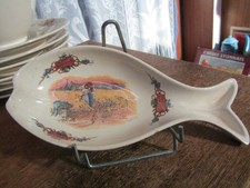 tres ancien plat a sauce,sarreguemines,obernai,parfaite,signé h.loux.