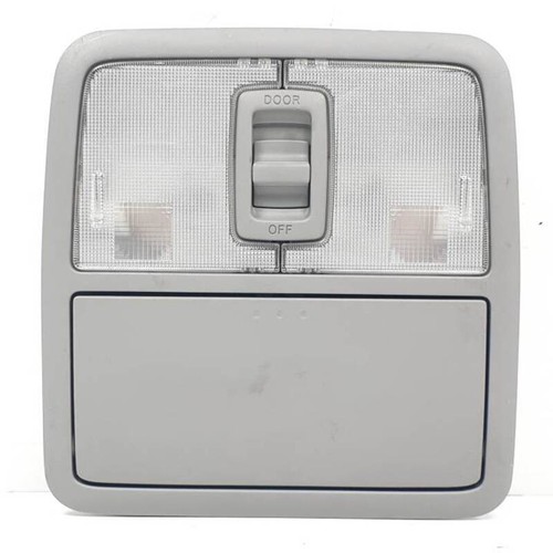 8126042010 lumière habitacle