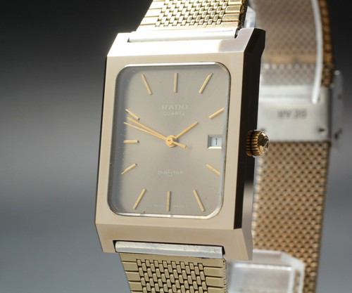 Presque comme neuve - **, montre