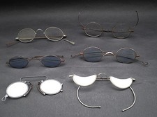 Lot de 5 anciennes paires de lunettes + un lorgnon