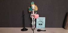 poupée monster high lagoona