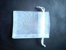 Sac dragées ou bijoux en Tulle Organza Lot de 20