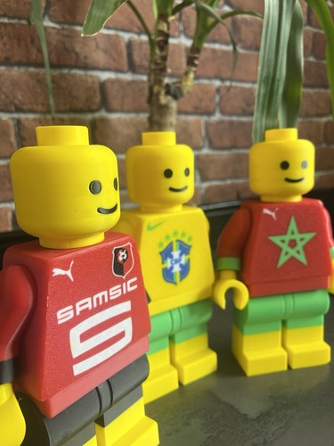 Bonhomme lego géant - géant,