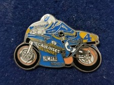 pin's moto Pilote Yamaha Michelin Sonauto Mobil Gauloise Blonde 