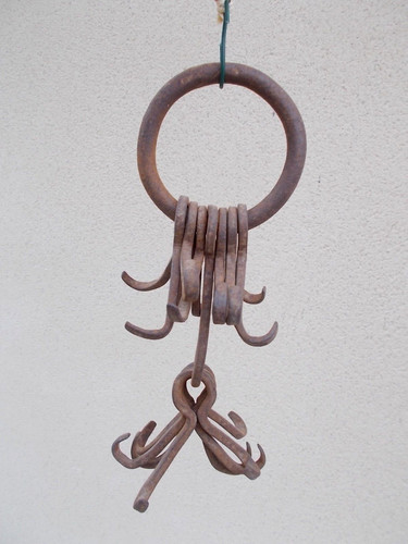 Crochet puit ancien en - de,