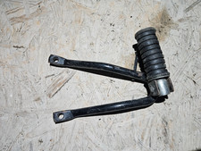 platine repose pieds arriere gauche Yamaha 125 dtr de 1999