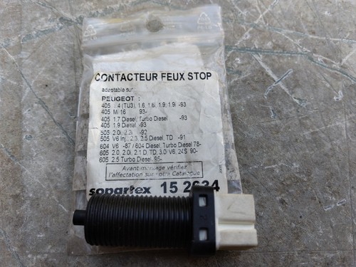 Contacteur feux stop peugeot - contacteur,