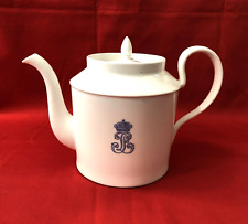 théière LOUIS PHILIPPE porcelaine royale SEVRES signé CHATEAU DE COMPIEGNE 1845