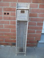 RANGE CD AVEC VIDE POCHE