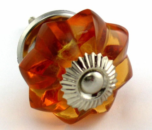 Ambre forme fleur - en,