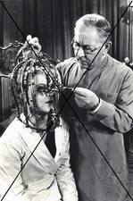  curiosité , oddities : photo " ancetre d'ophtalmologiste"