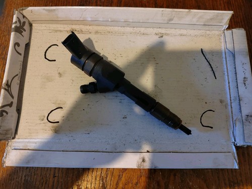 Injecteur renault megane - injecteur,