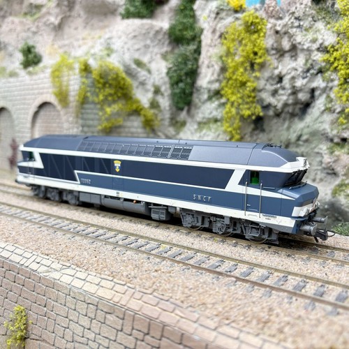 Locomotive diesel 72052 - diesel,