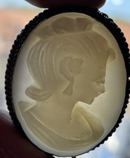 Ancien Camée Broche Pendentif Nacre Monture Metal Argenté