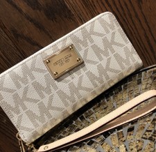 Michael Kors Jet Set Leather Wallet Black