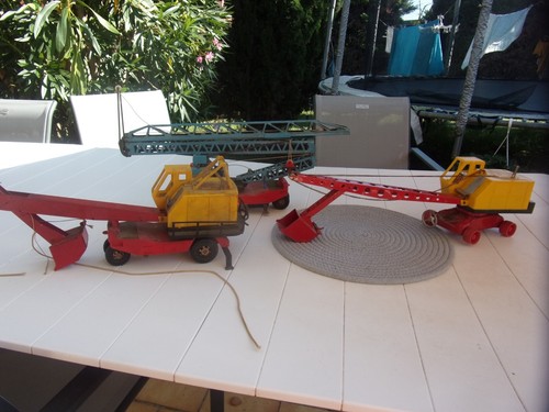 Jouet ancien grue vehicule - jouet,