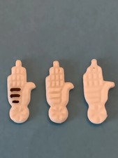 Trois fèves MAIN DE FATMA porte bonheur  porcelaine Variante