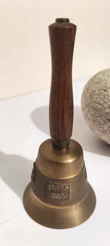 Cloche clochette sonnette - clochette,
