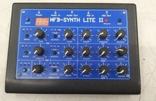 Module sonore de synthétiseur MFB Synth Lite II avec câble d'alimentation uti...