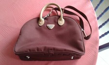 sac de voyage Jump en velours, moyen très pratique chic.