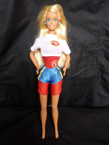Barbie baywatch alerte - barbie,