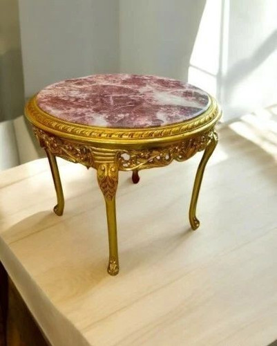 Une table ronde style - une,