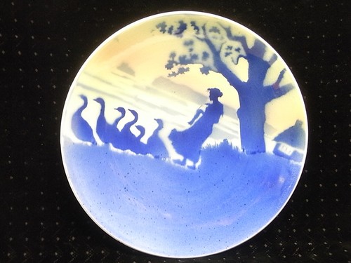 Assiette faience - ,
