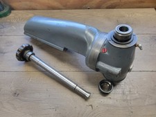 ACIERA F3 VERTICAL MILLING